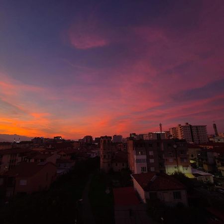 New Central Apartment Shkoder Bagian luar foto
