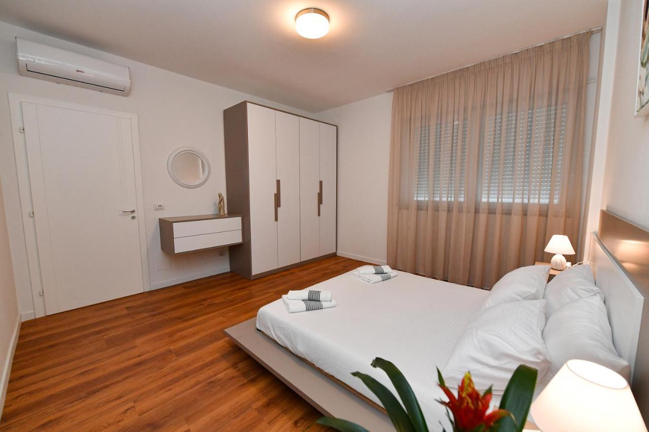 New Central Apartment Shkoder Bagian luar foto