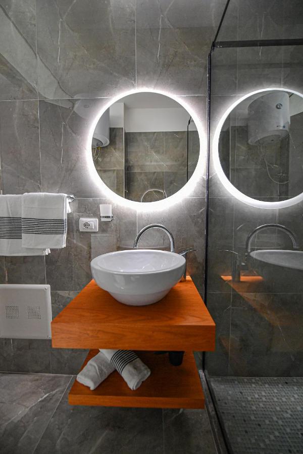 New Central Apartment Shkoder Bagian luar foto