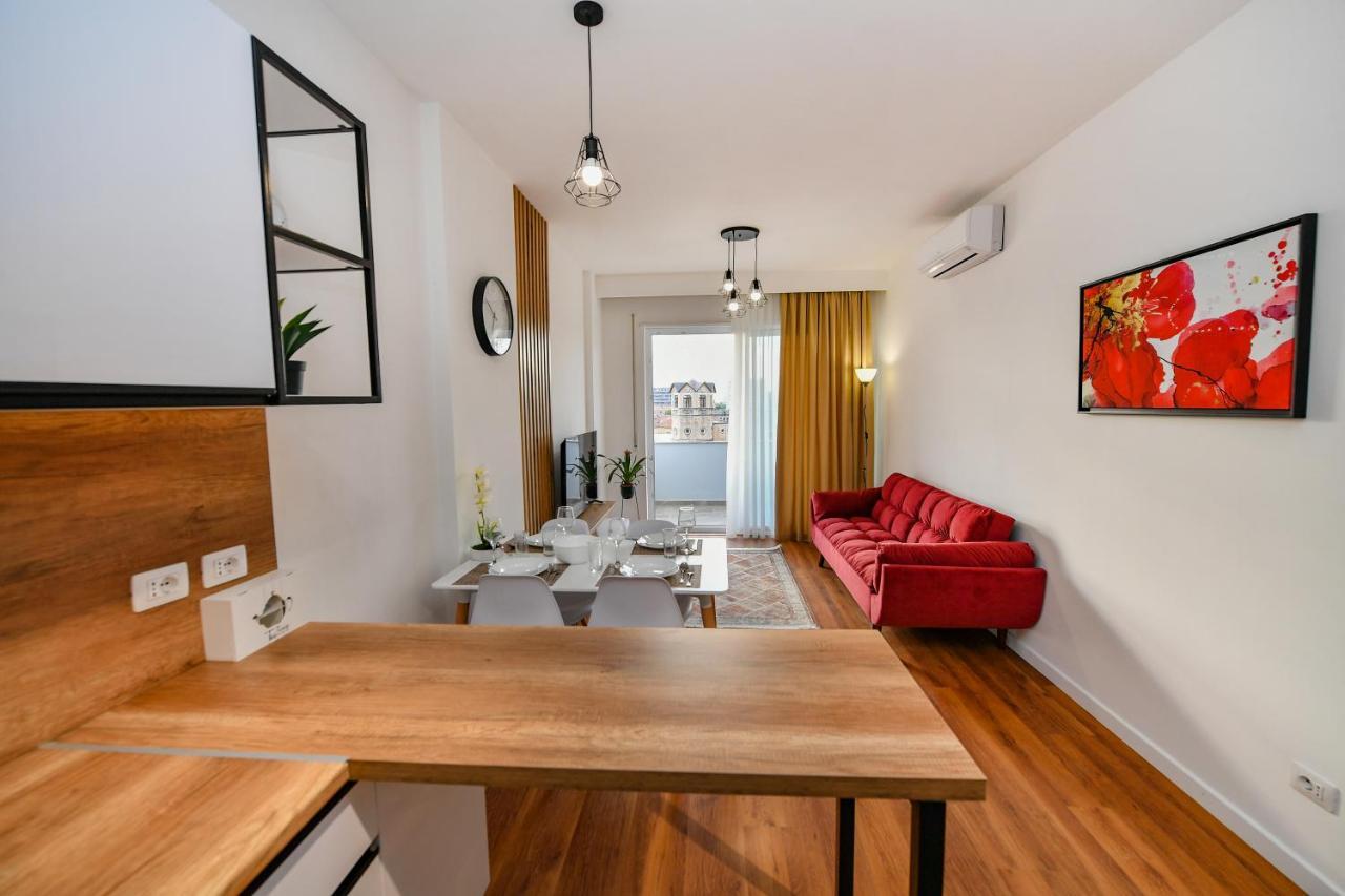 New Central Apartment Shkoder Bagian luar foto