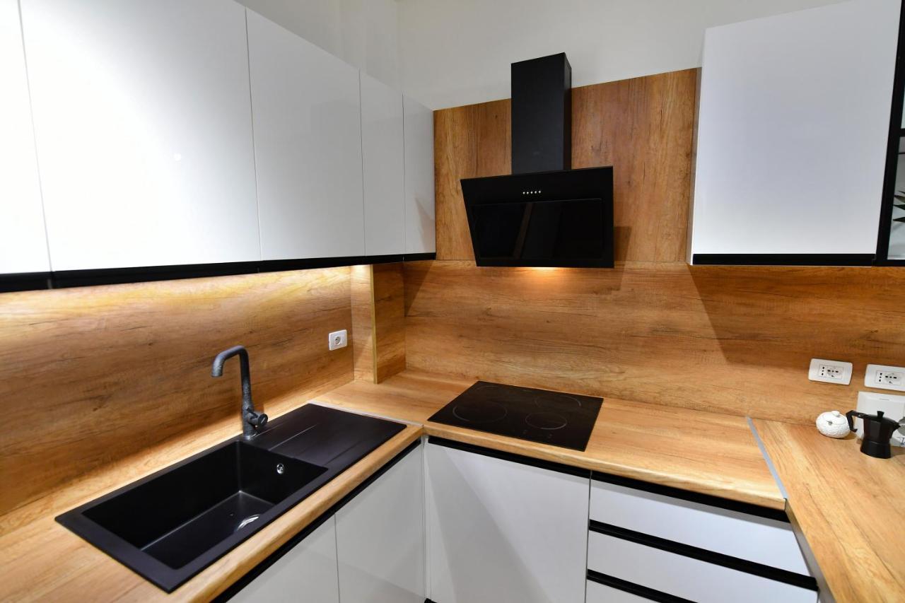 New Central Apartment Shkoder Bagian luar foto