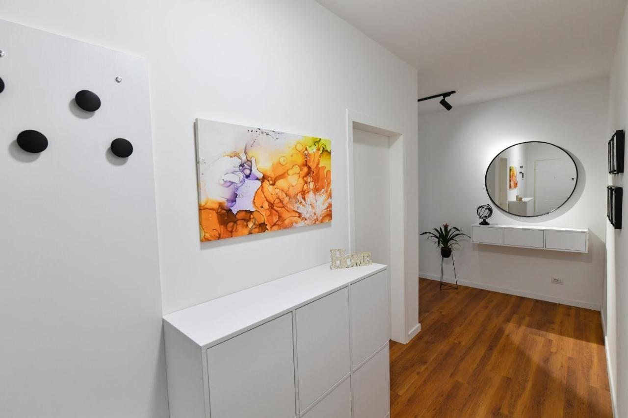 New Central Apartment Shkoder Bagian luar foto