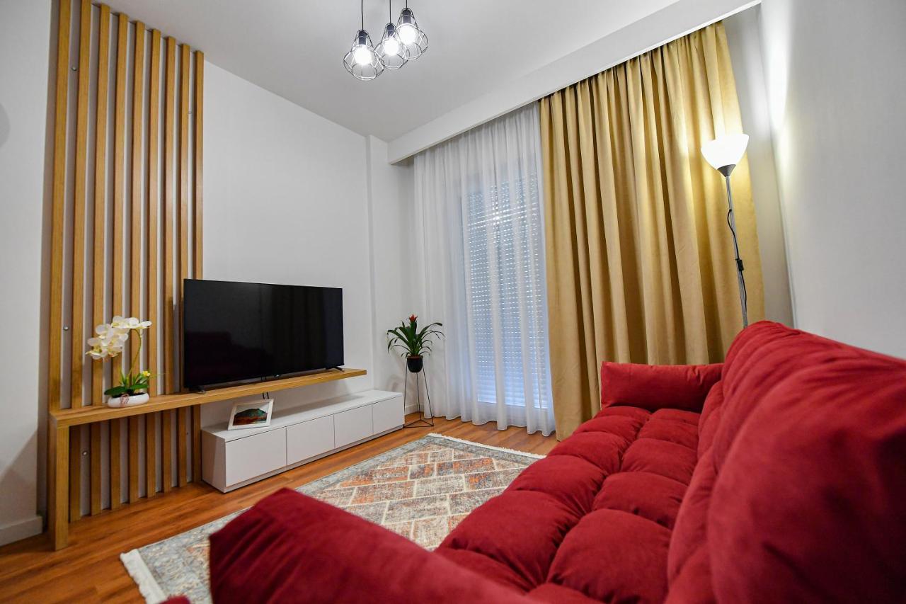 New Central Apartment Shkoder Bagian luar foto