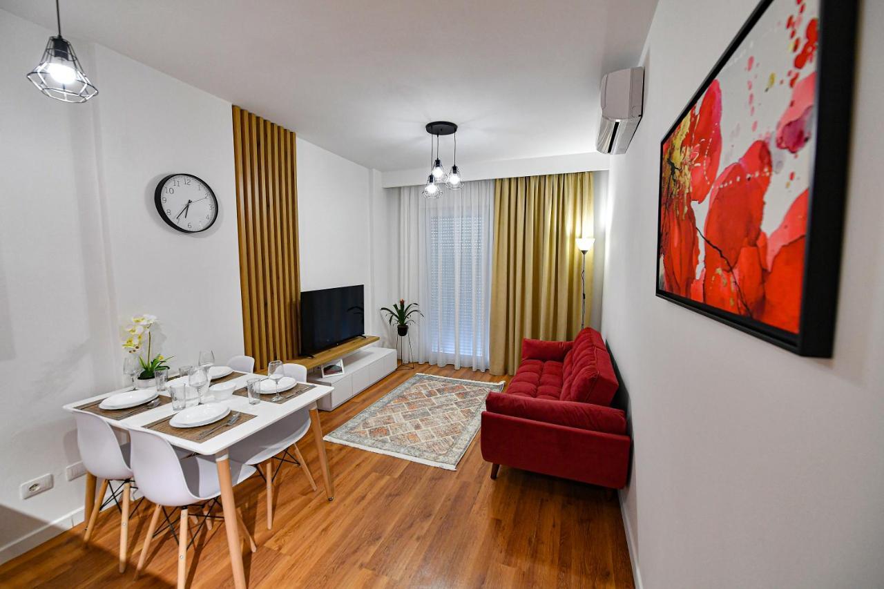 New Central Apartment Shkoder Bagian luar foto